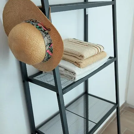 Chrisandro Appartement *