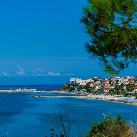 Chrisandro Nea Kallikrateia